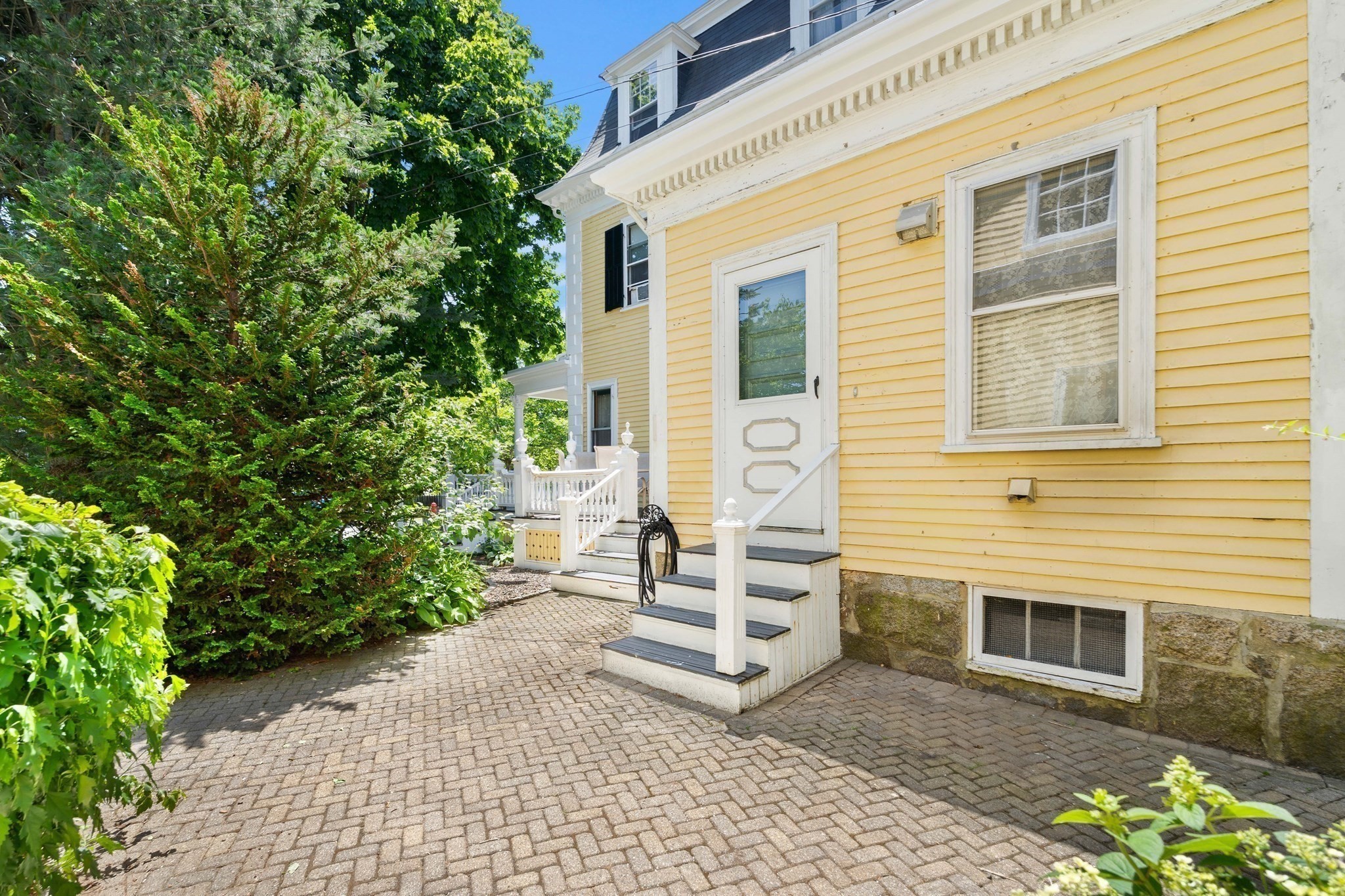2 Butman Street Property Photo 39