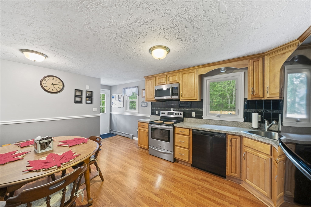 13 Cutter Dr Property Photo 6