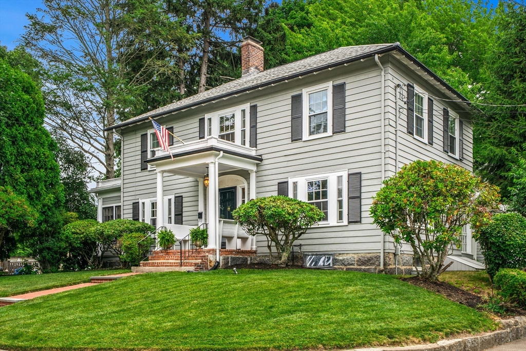 8 Clifton Road Property Photo 1