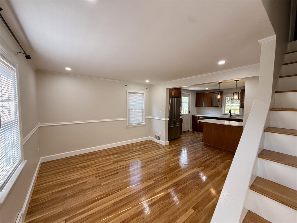12 Hendricks St Property Photo 6