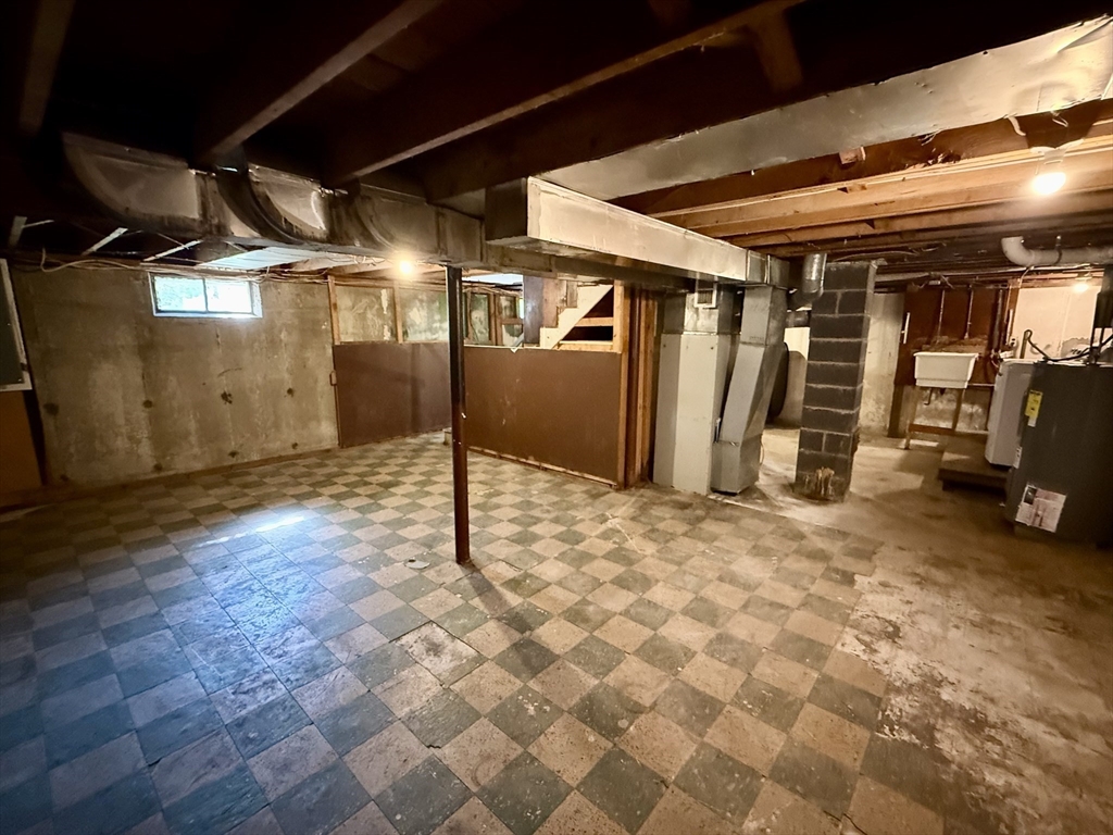 12 Hendricks St Property Photo 23