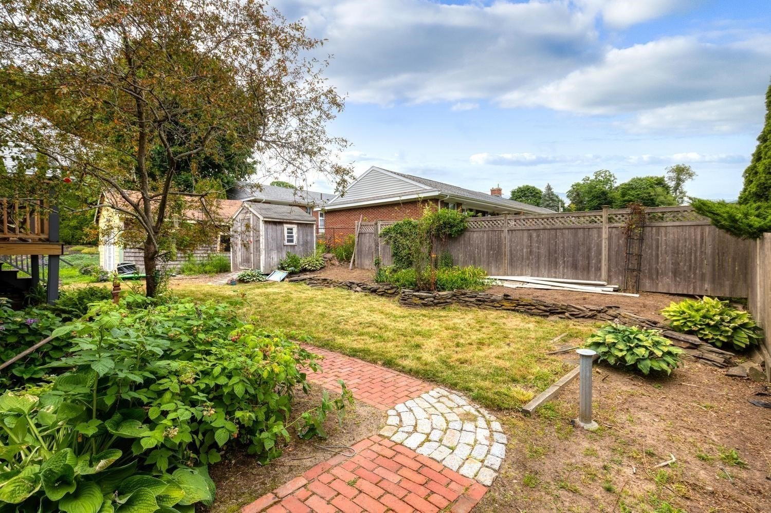 21a Curtis Street Property Photo 14