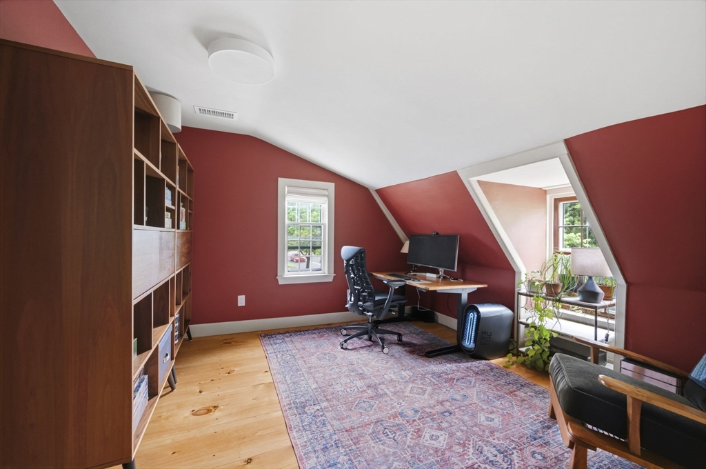 126 South Street Property Photo 17