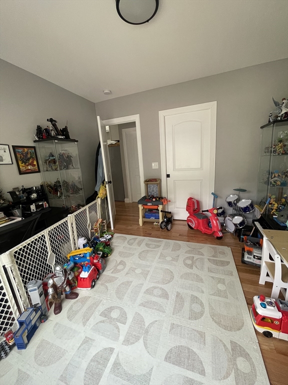 122 Swan Ave Property Photo 12