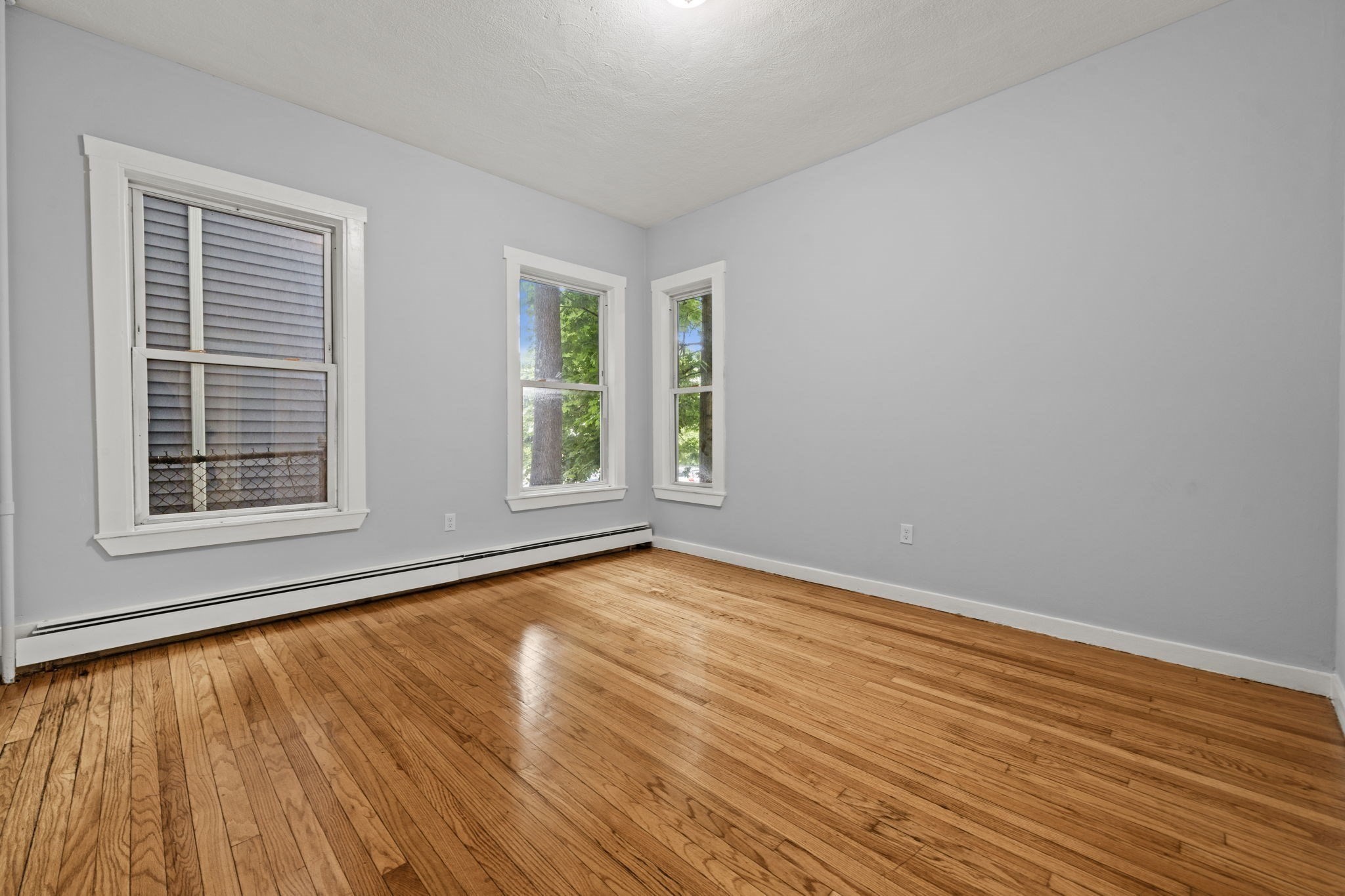 162 Washington St Property Photo 11