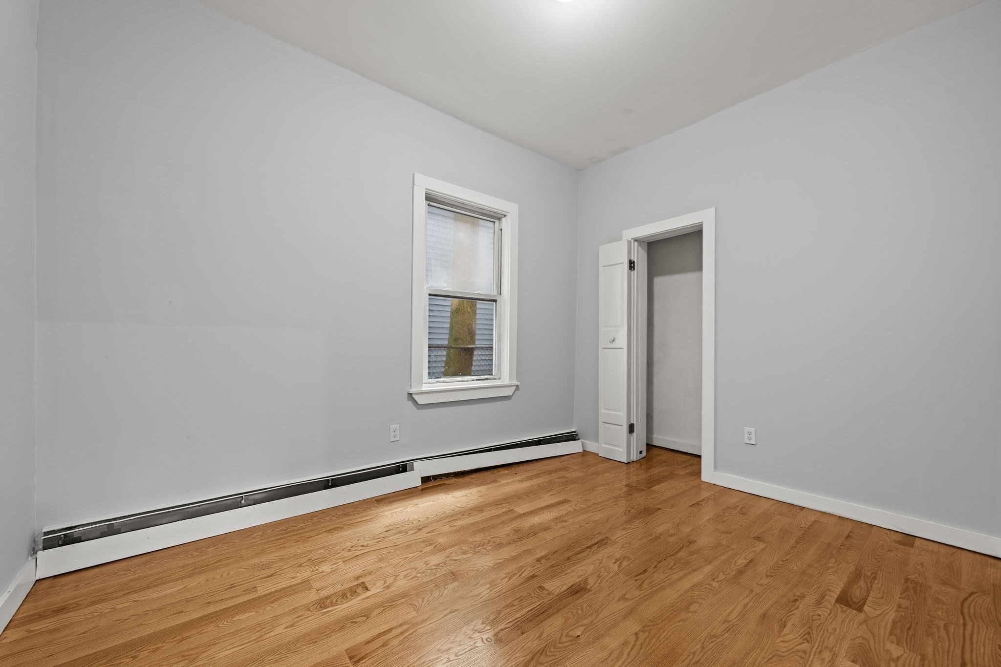 162 Washington St Property Photo 17