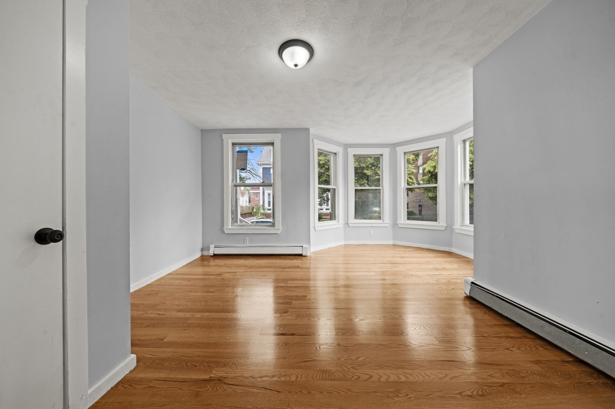 162 Washington St Property Photo 21
