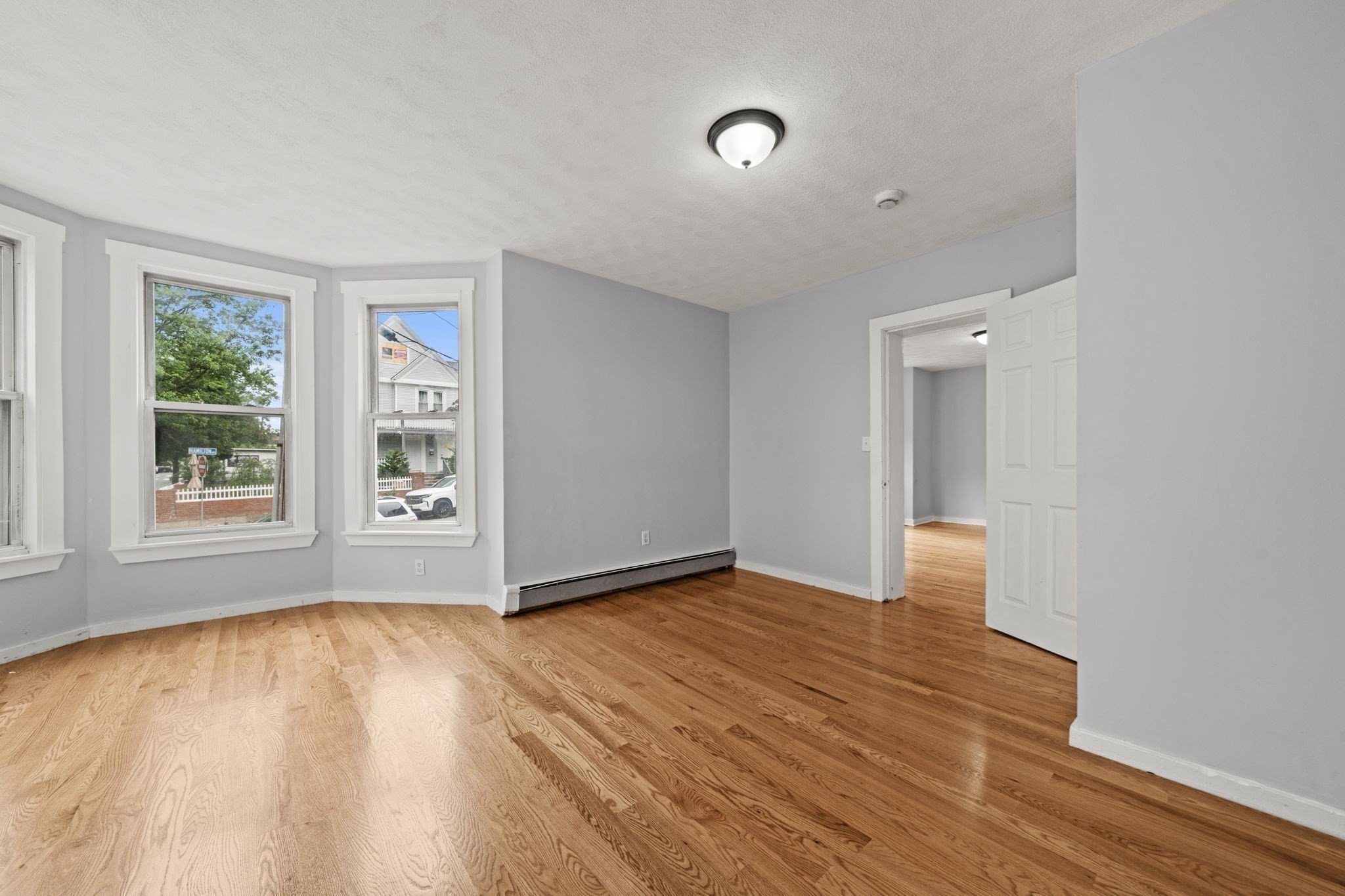 162 Washington St Property Photo 23