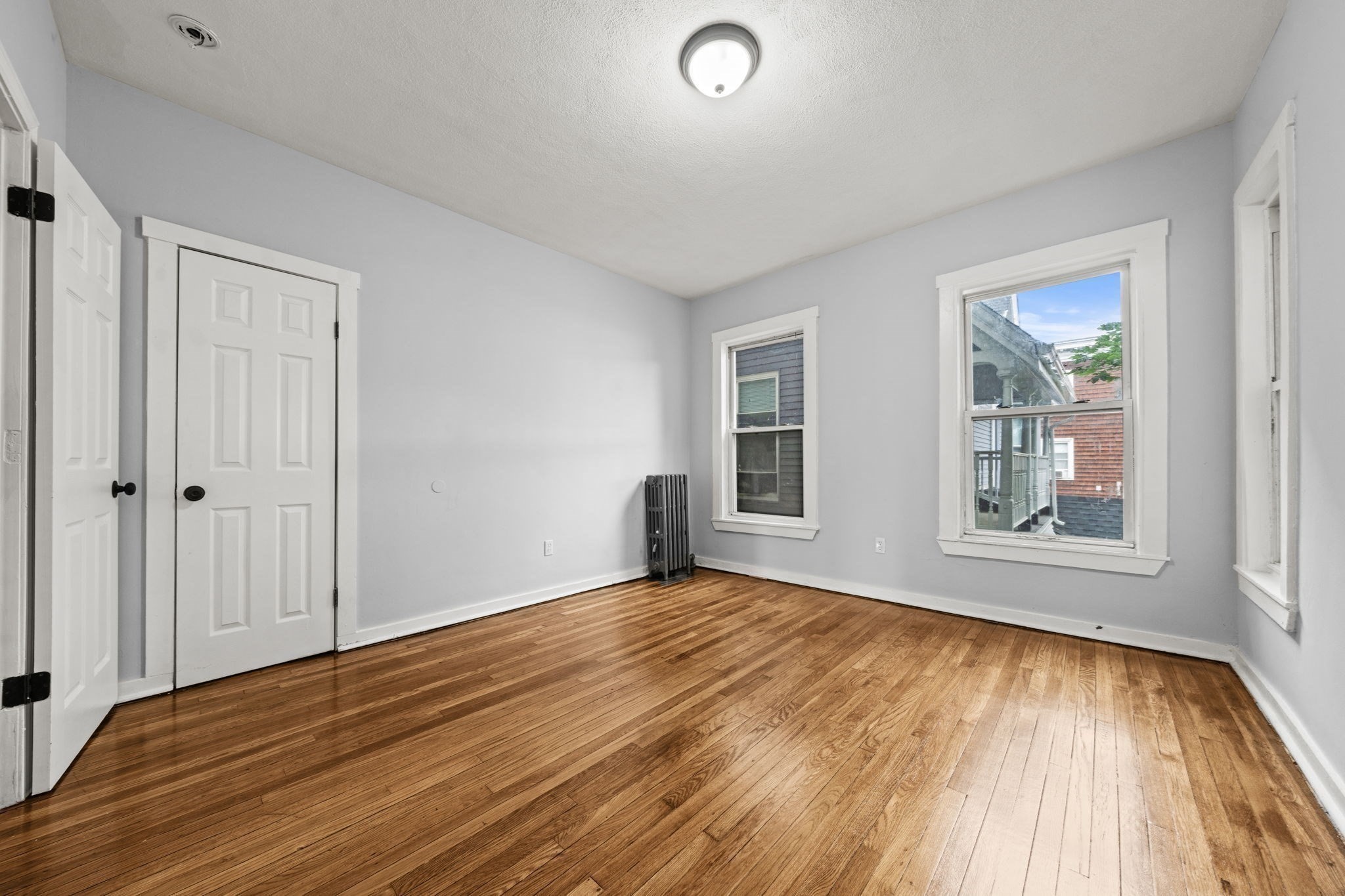 162 Washington St Property Photo 28