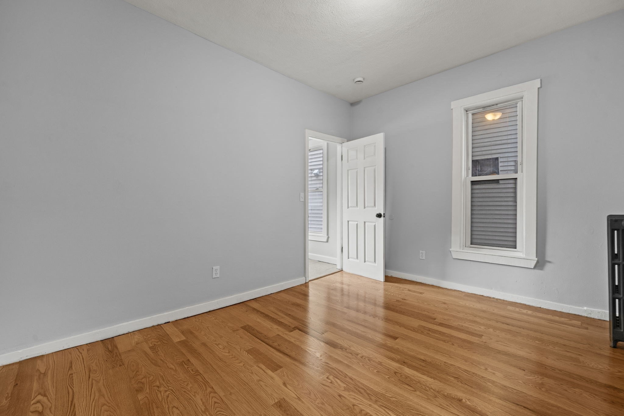 162 Washington St Property Photo 32