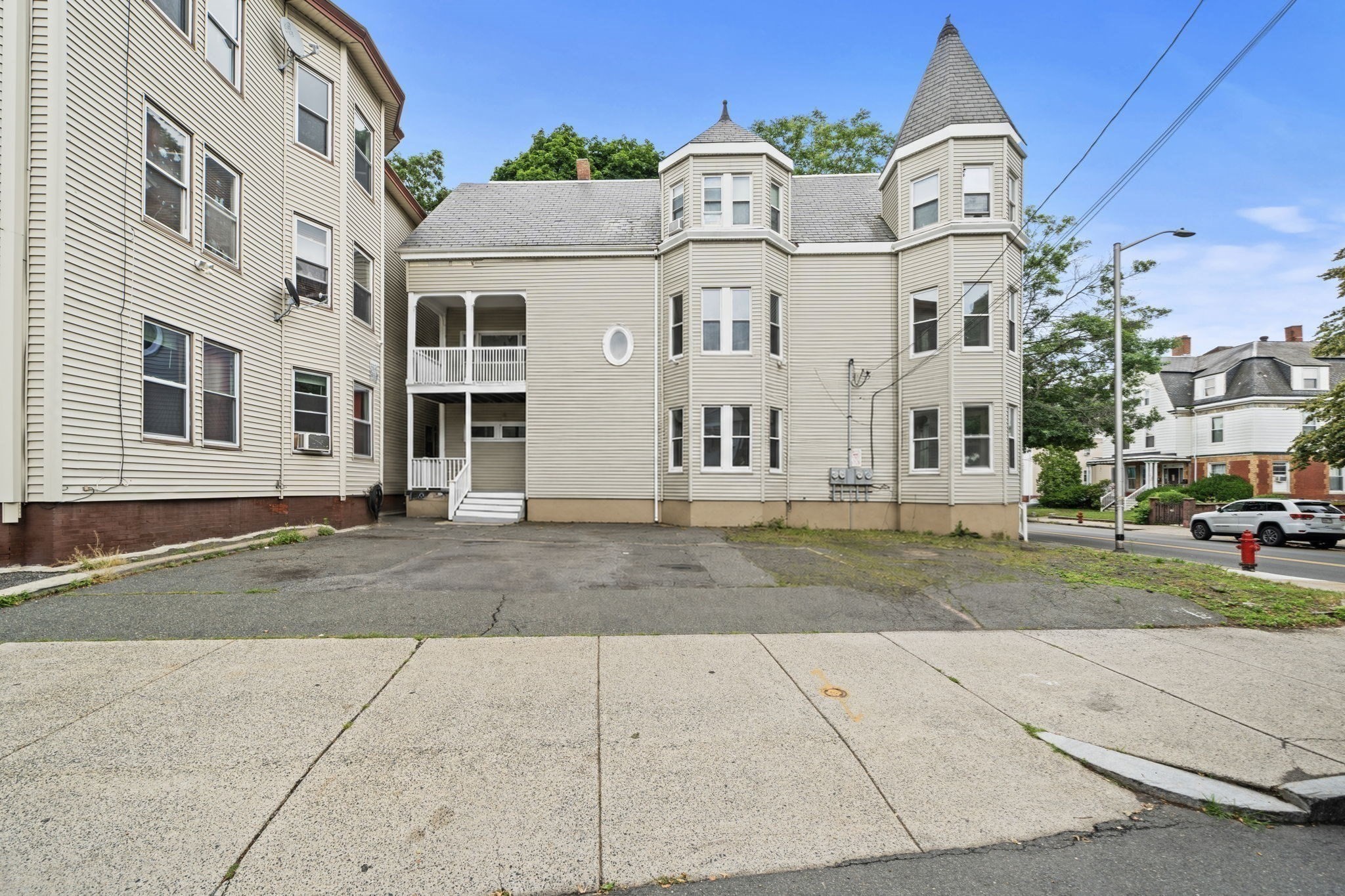 162 Washington St Property Photo 36