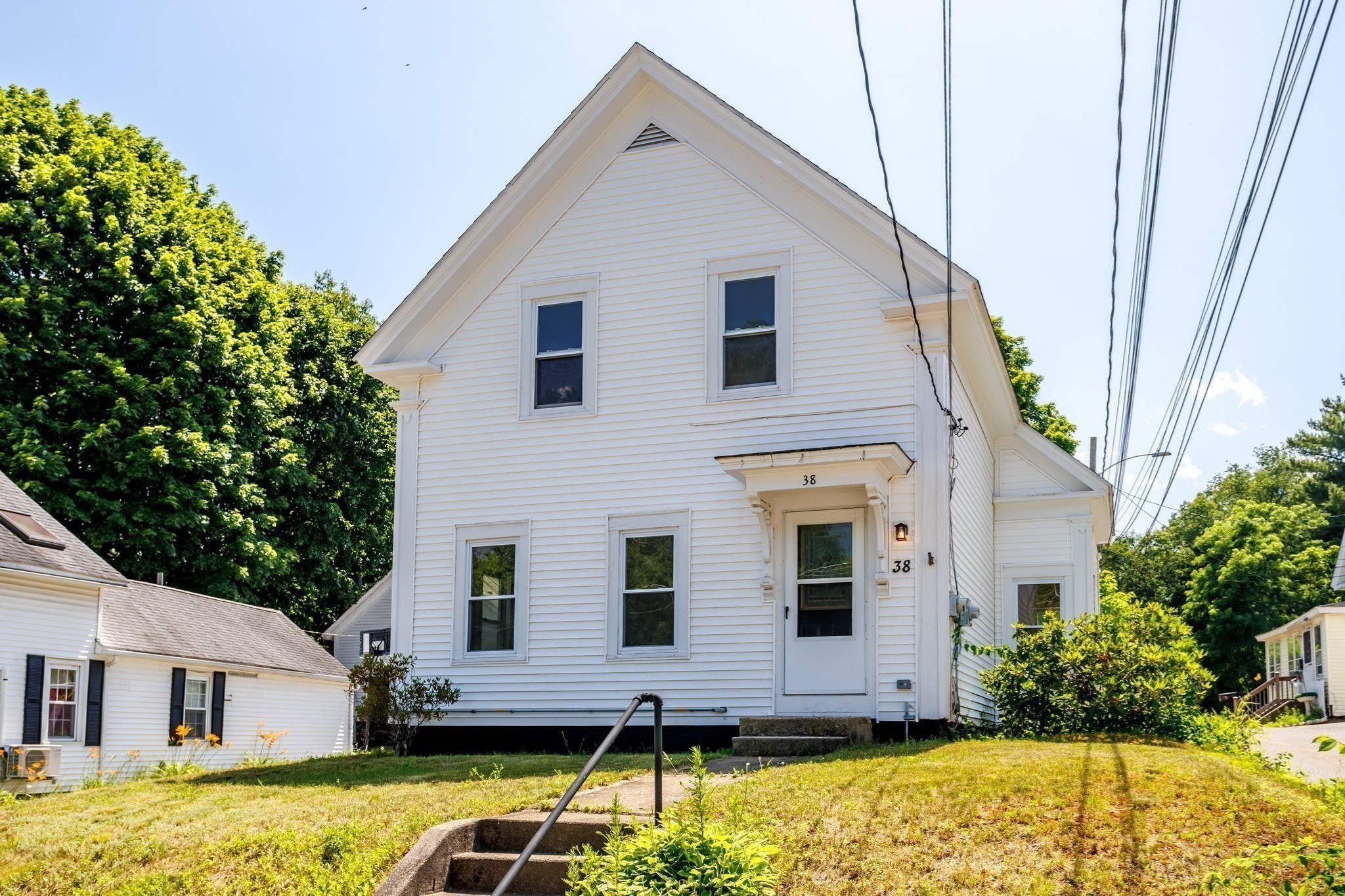 38 Cottage Street Property Photo 3