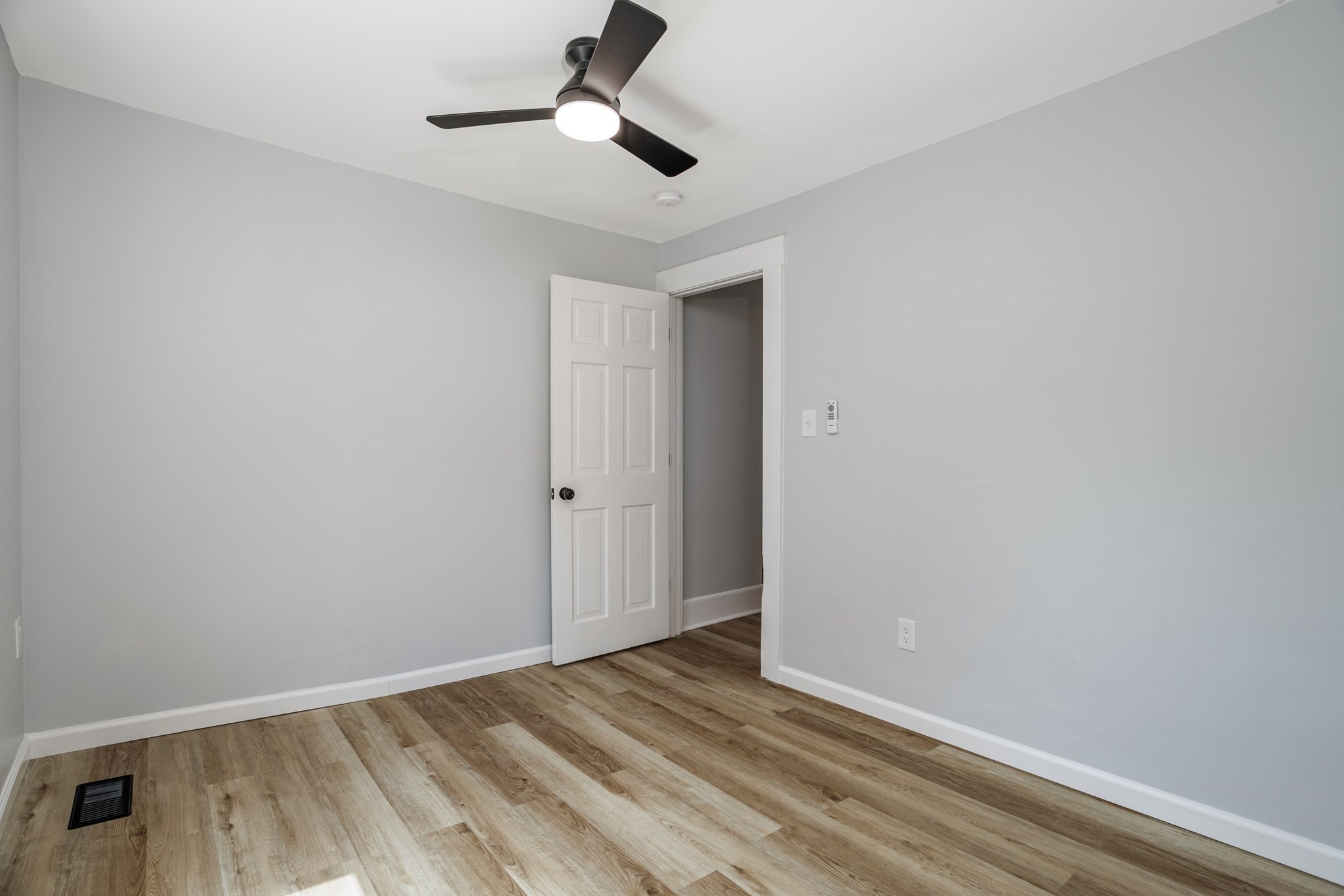 38 Cottage Street Property Photo 26