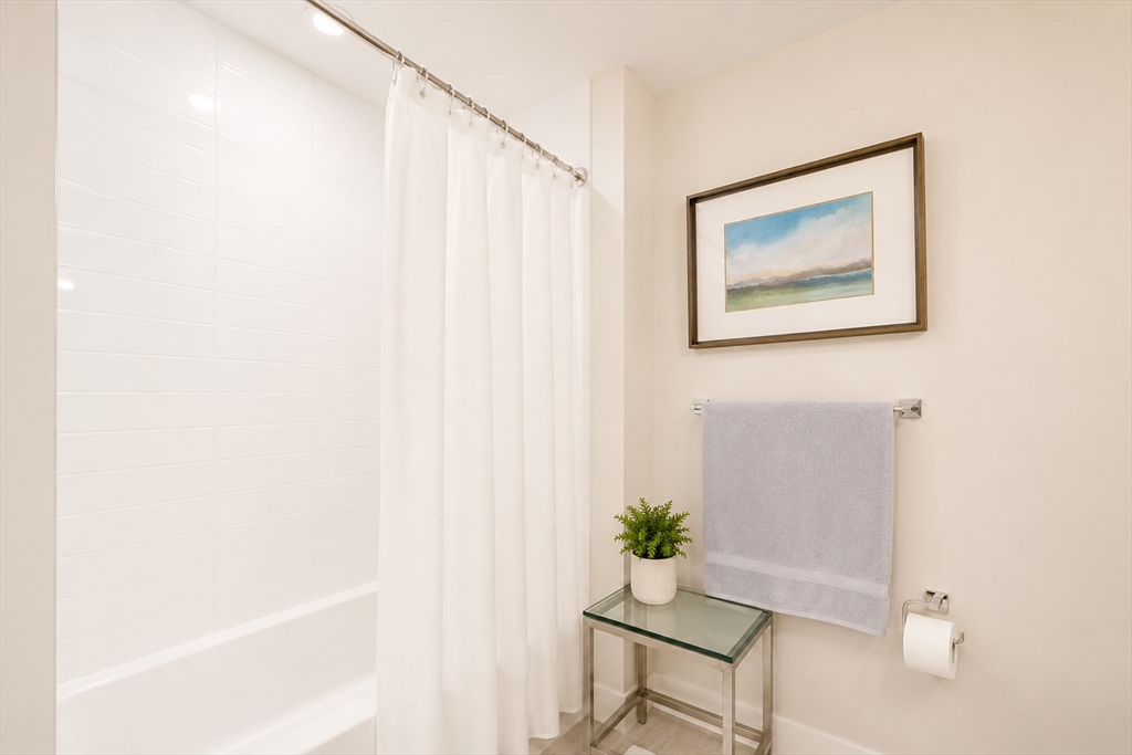 1650 Commonwealth Ave # 302 Property Photo 11