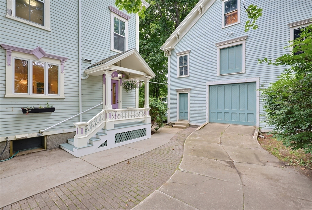 51 Cherry St Property Photo 16