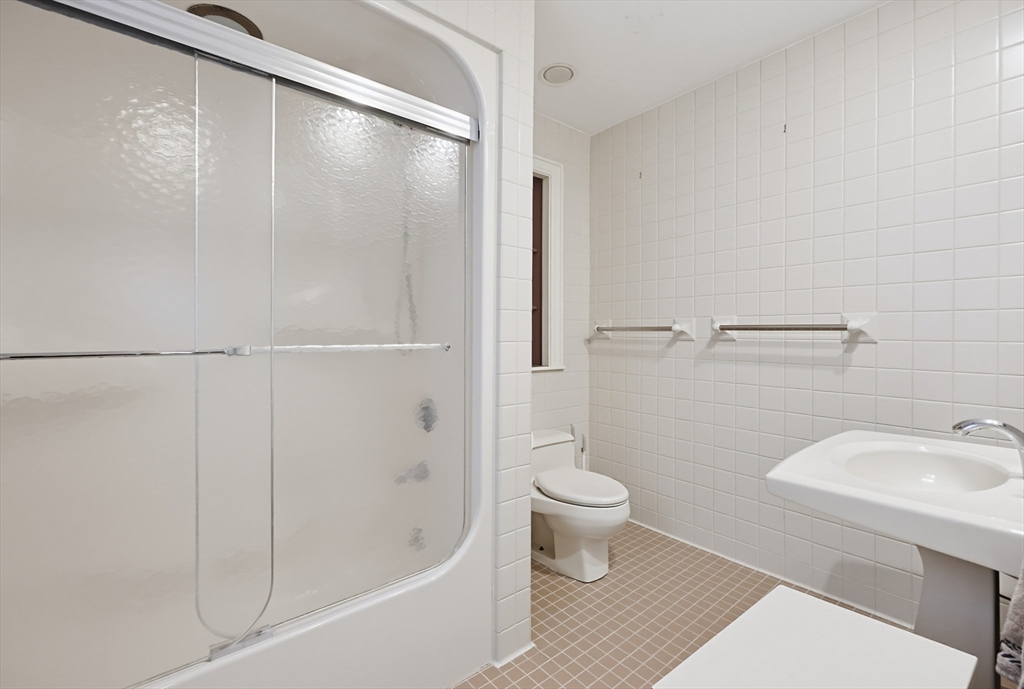 51 Cherry St Property Photo 25