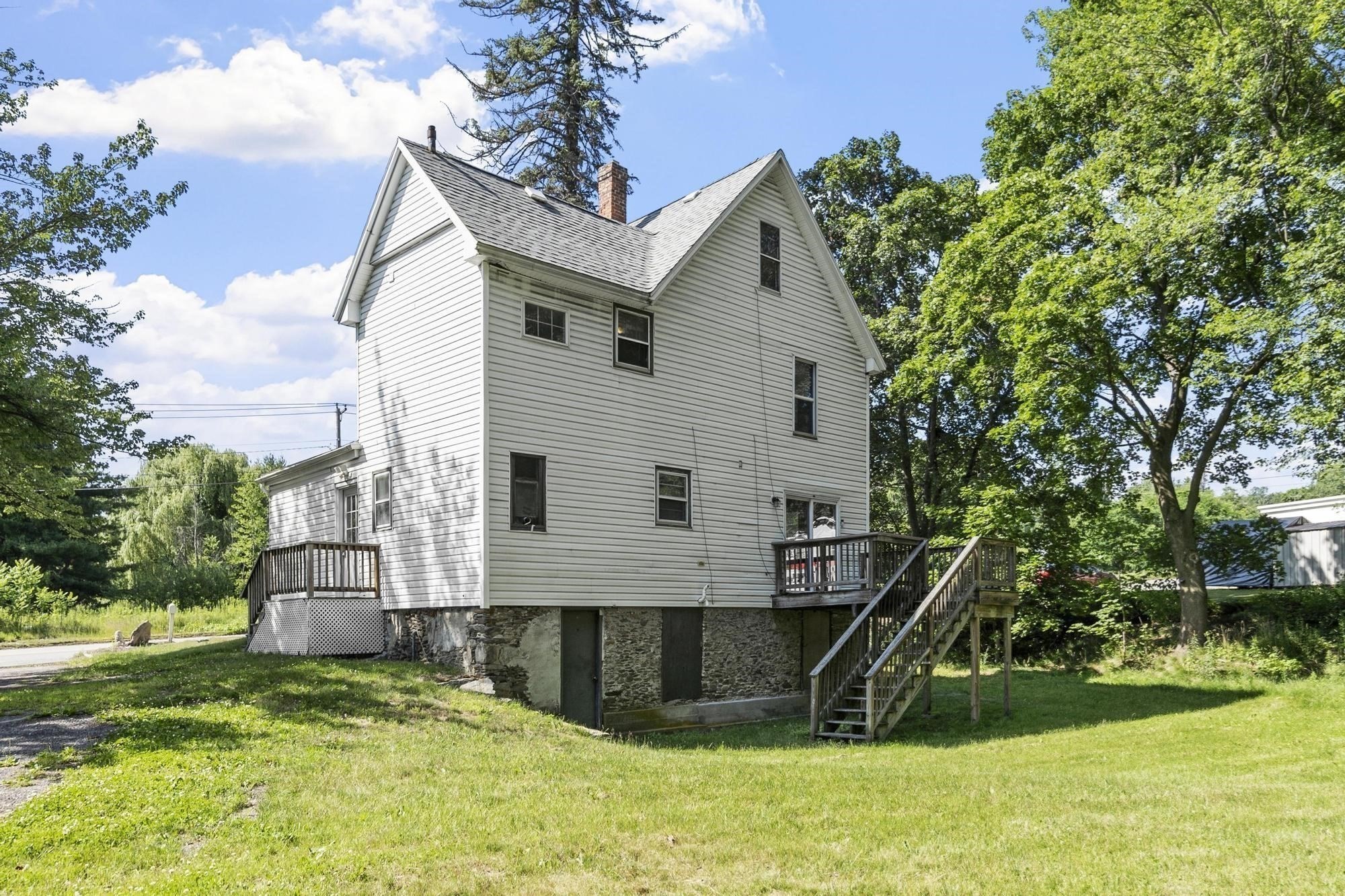 354 Massachusetts Ave Property Photo 5