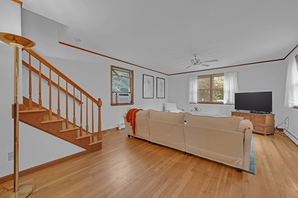 20 Brentwood Dr Property Photo 4