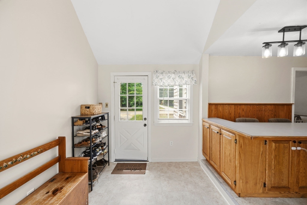 544 Spring St Property Photo 11