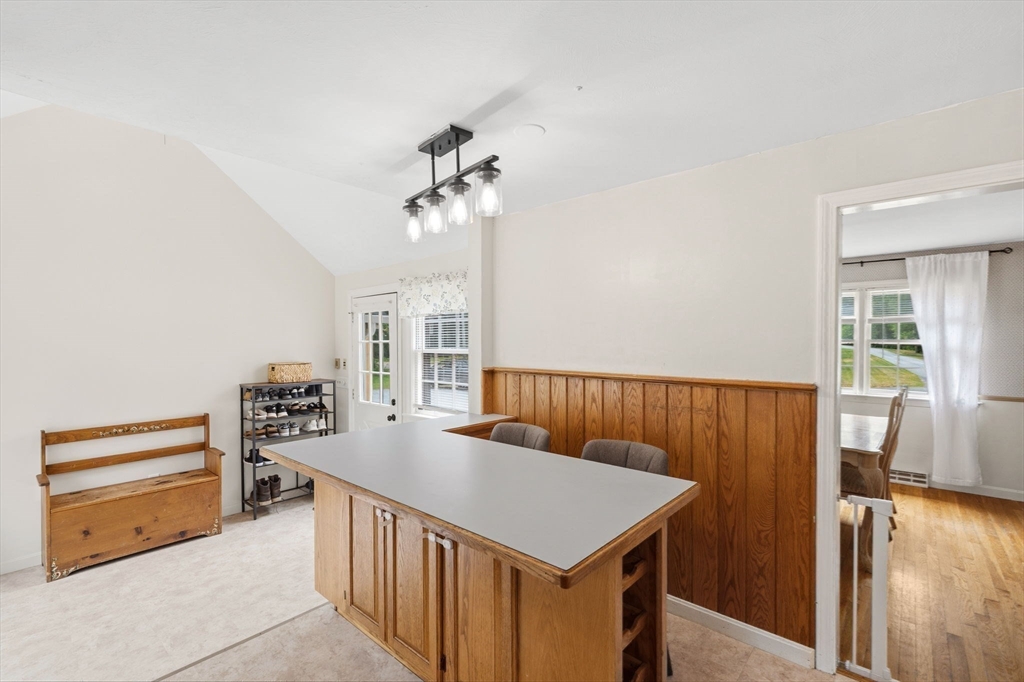 544 Spring St Property Photo 15