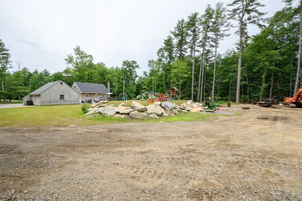544 Spring St Property Photo 33