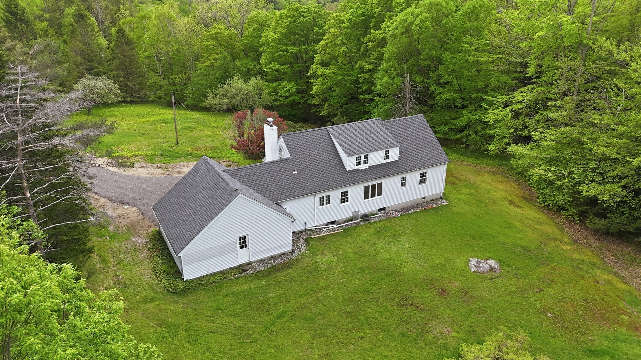 98 North Rd Property Photo 4