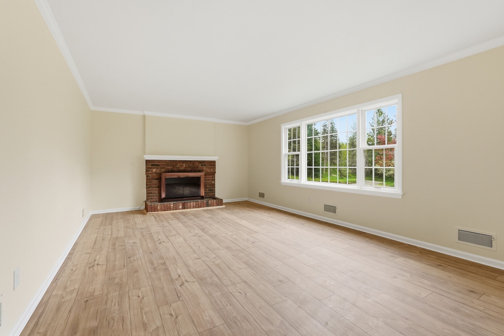 98 North Rd Property Photo 11