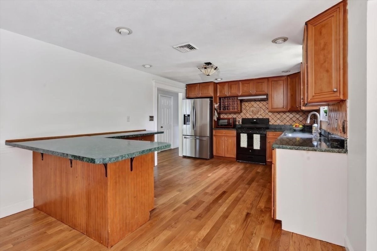 47 Tanglewood Drive Property Photo 9