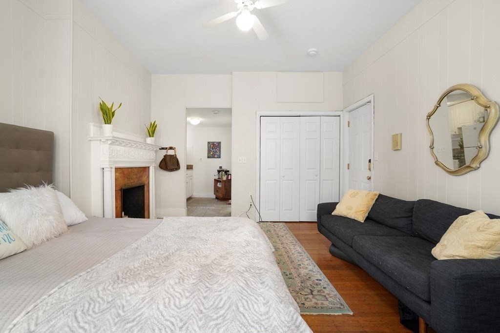 14 Gloucester # 1a Property Photo 3