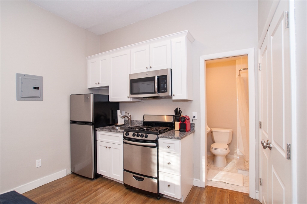 102 Chandler Street # 2 Property Photo 9
