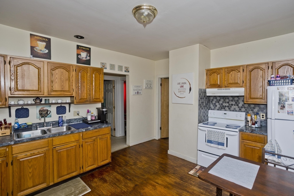 60-62 Shawmut Ave Property Photo 11