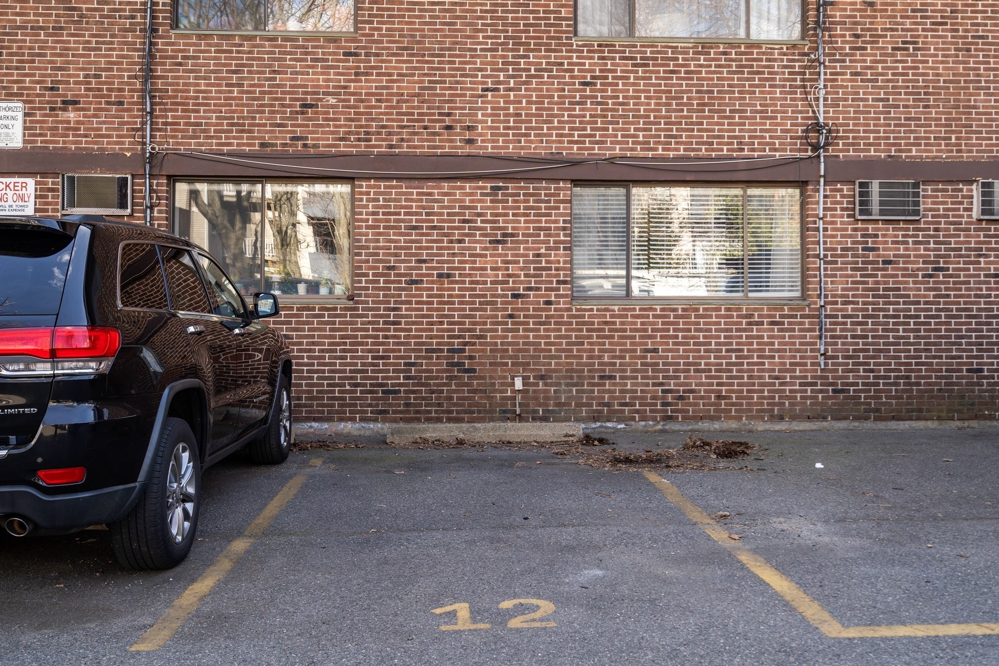 84 Grant St # 12 Property Photo 17