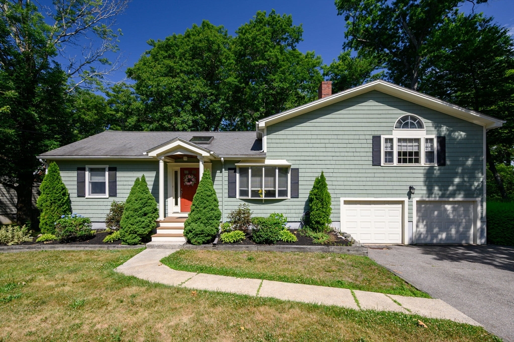 491 Cushing St Property Photo 1