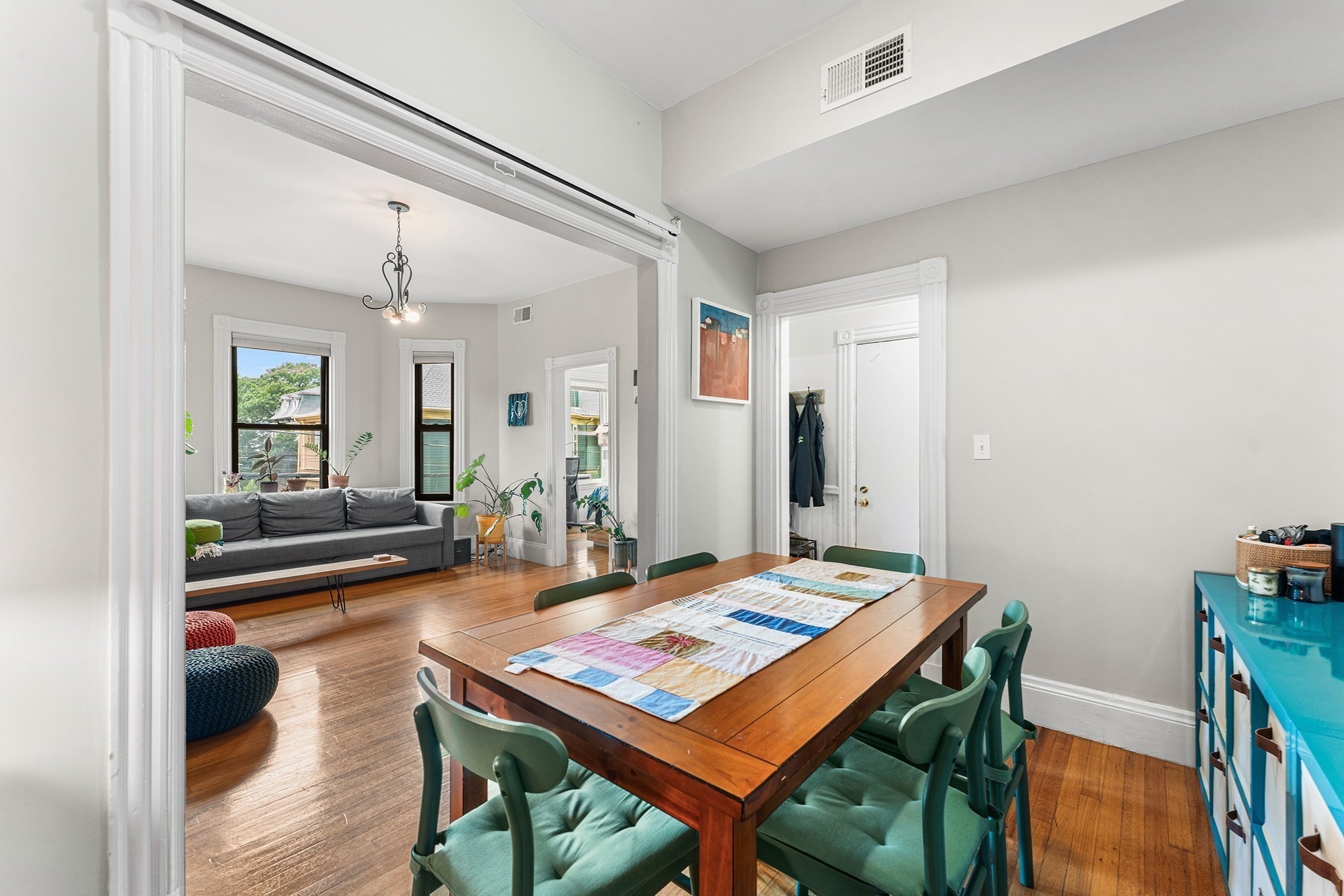 40 Rockview St # 3 Property Photo 6