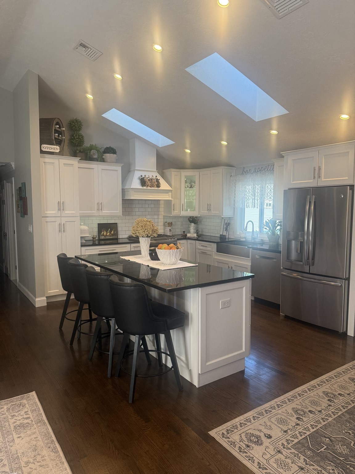 10 Dean Street Property Photo 25