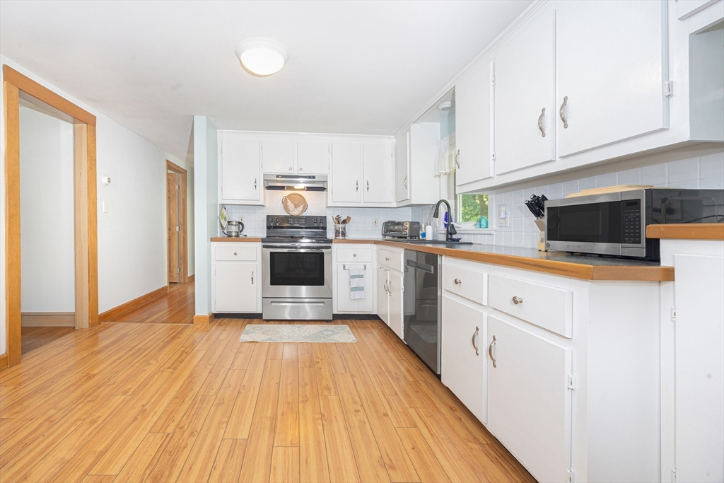 13 Marjorie Dr Property Photo 12