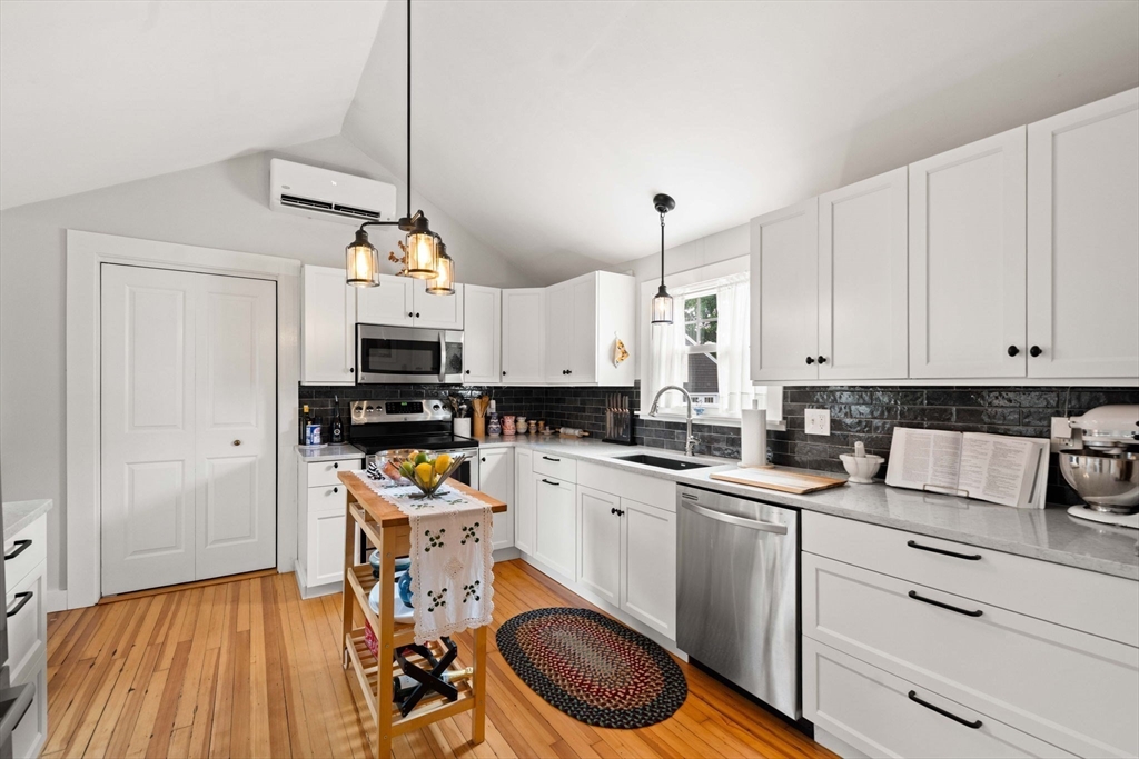 45 Whitehall Rd Property Photo 5