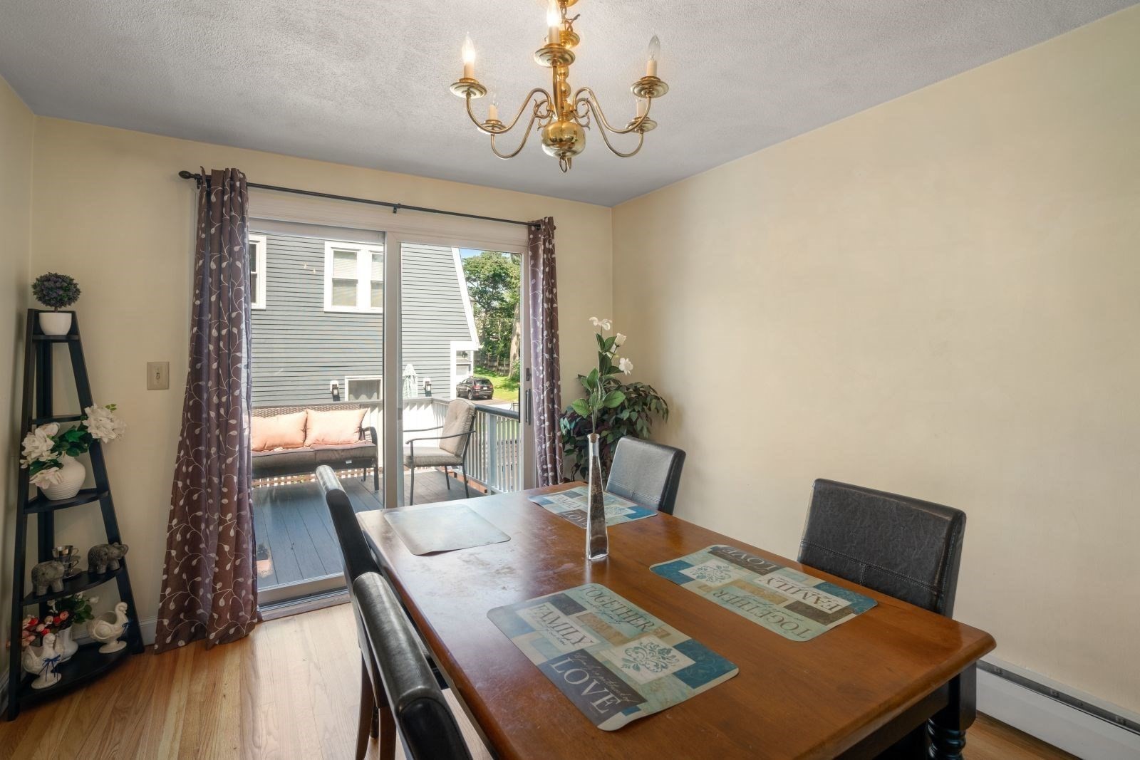 42 Rockland Ave Property Photo 12