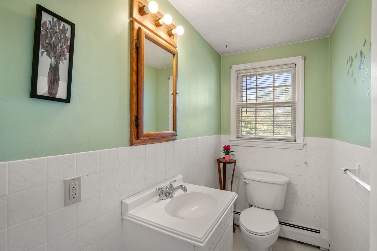 42 Rockland Ave Property Photo 24