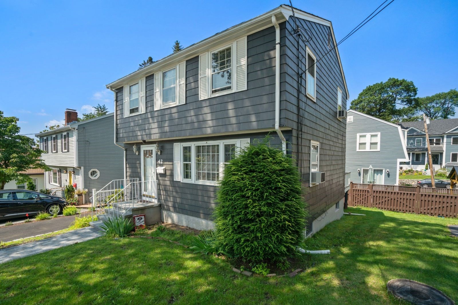 42 Rockland Ave Property Photo 26