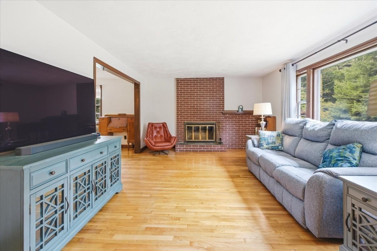 3 Granite St Property Photo 9