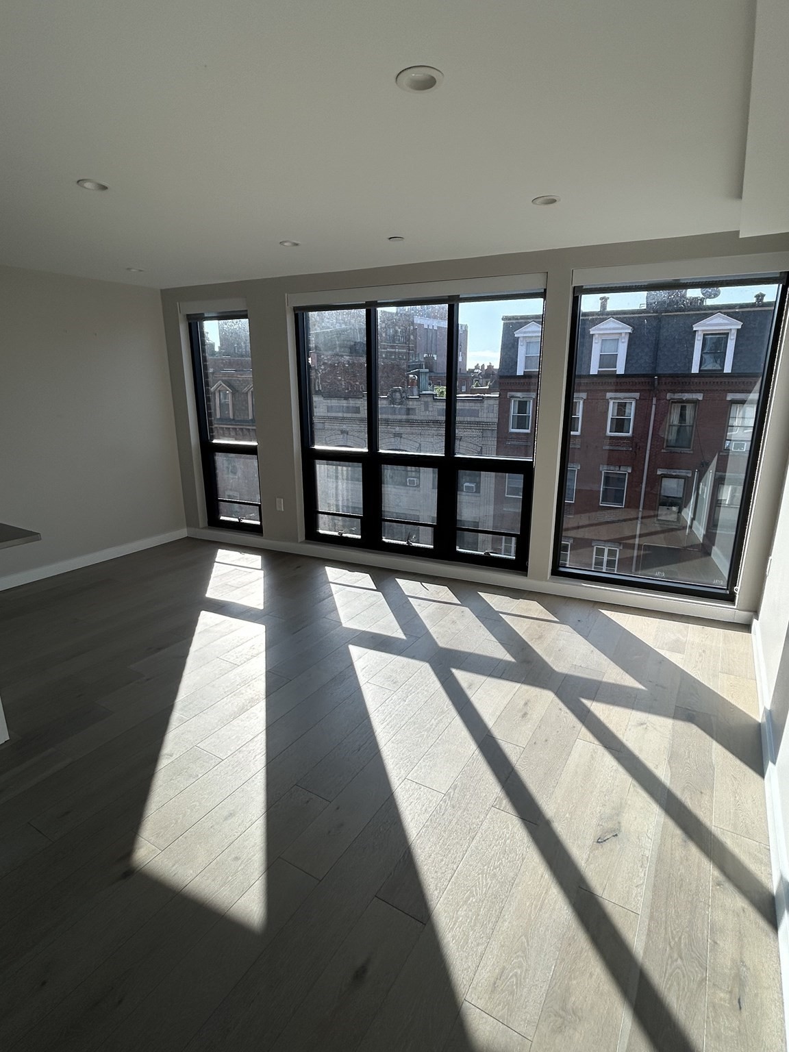 244 Hanover Street # 509 Property Photo 1