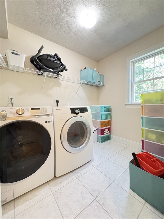 27 Kennedy Ave Property Photo 14