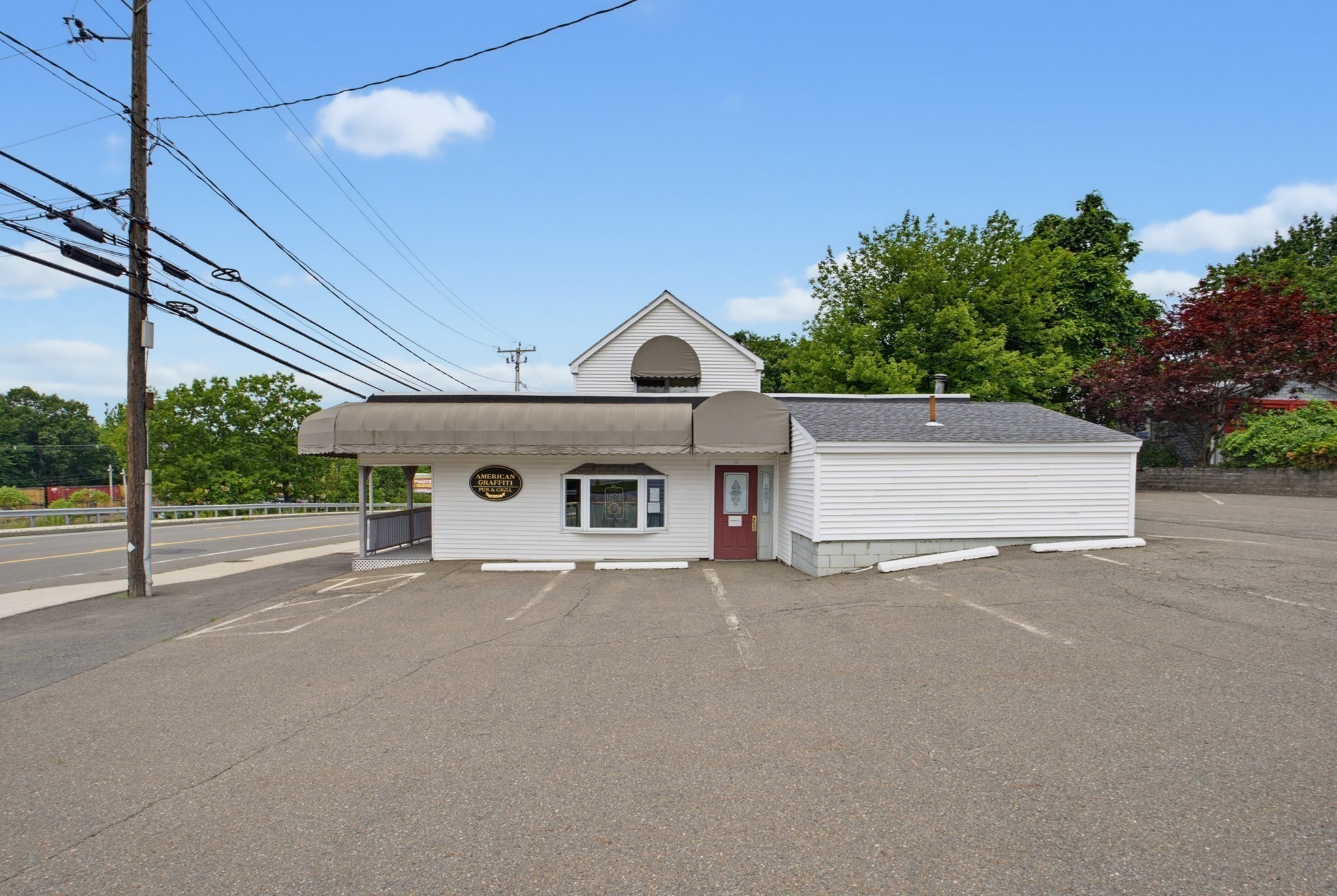 113 Summer St Property Photo 30