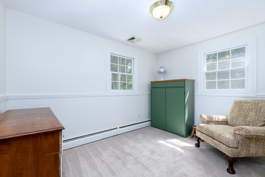 1662 Wachusett St Property Photo 11