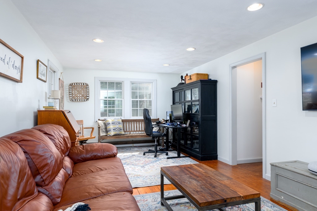 1662 Wachusett St Property Photo 15