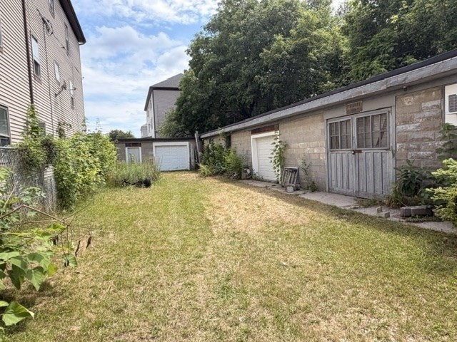 146 Lonsdale St Property Photo 2