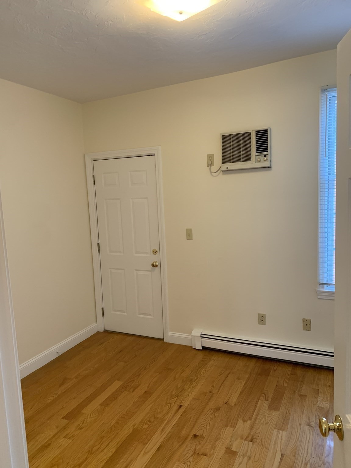 202 Hurley St # 0 Property Photo 10