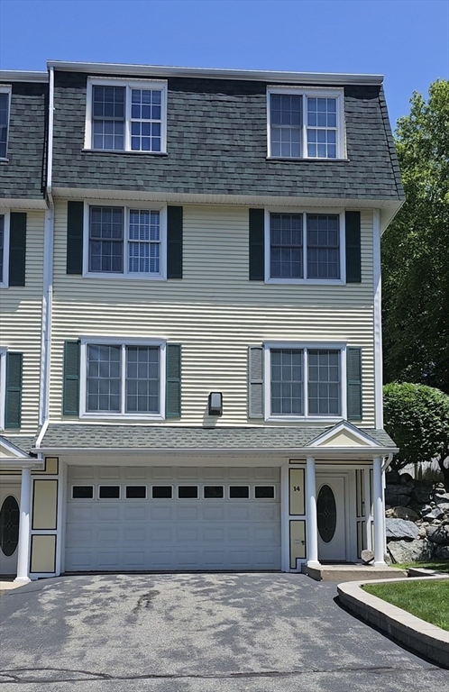 14 Dansereau Place # 14 Property Photo 1