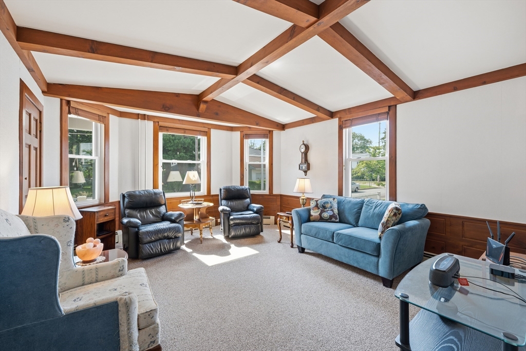 28 Wingold Street Property Photo 5